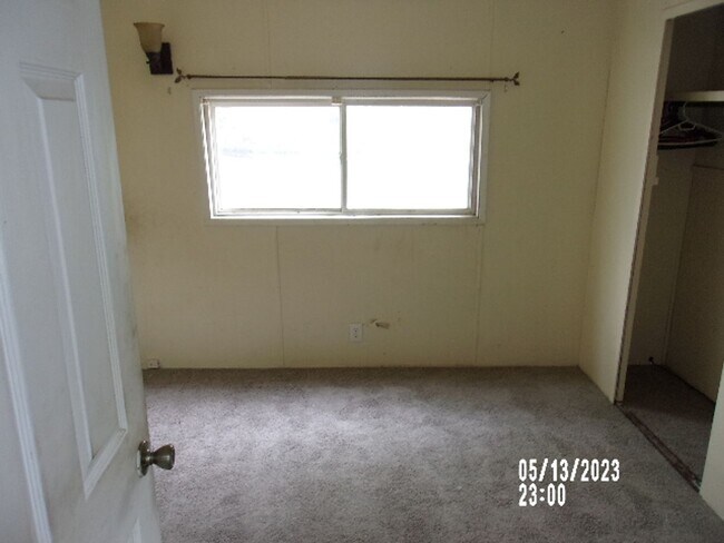 Building Photo - Remodeled 2 bed 1 bath with yard shed