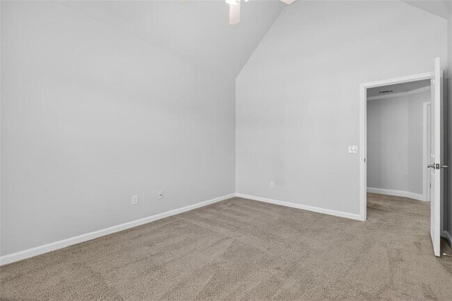 Building Photo - 4537 Grandview Pkwy