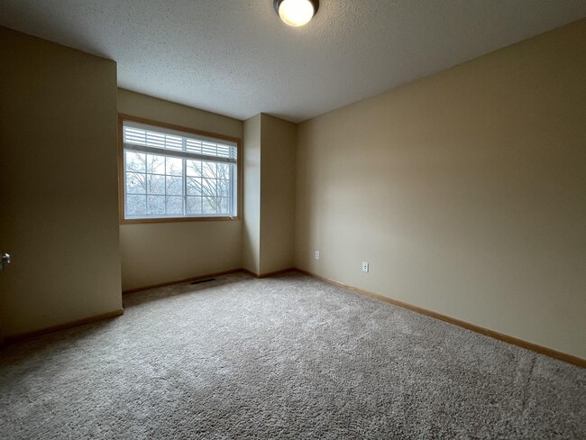 Building Photo - 18279 Key W Ct