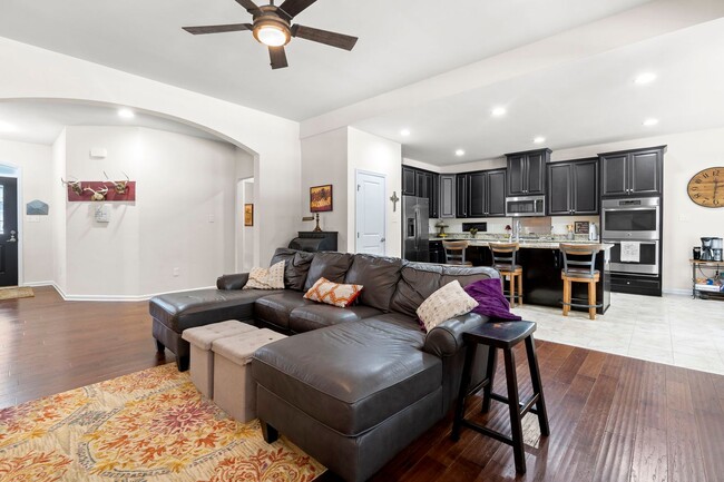Building Photo - 2704 Brownstone Cir
