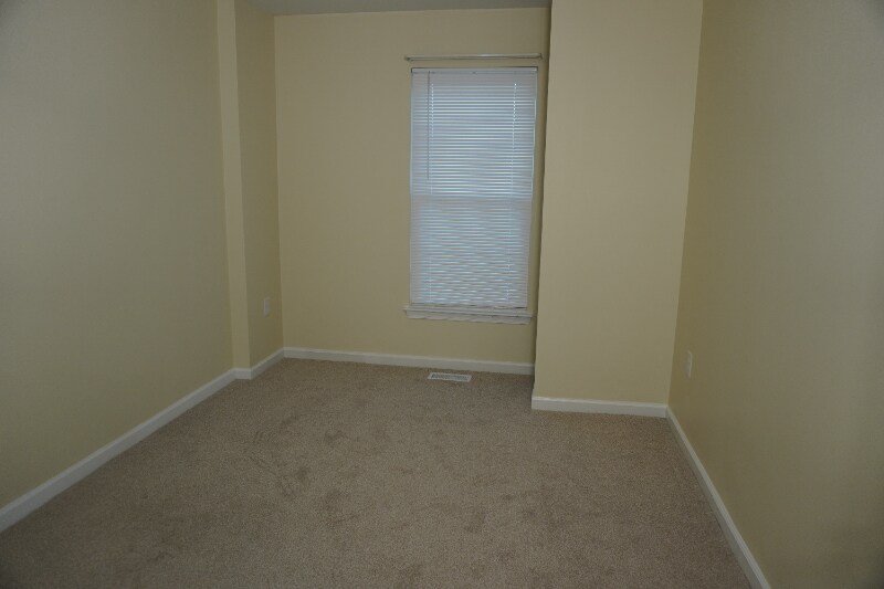 Building Photo - 5218 Castlestone Dr