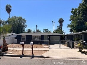 Building Photo - 417 N Taylor St