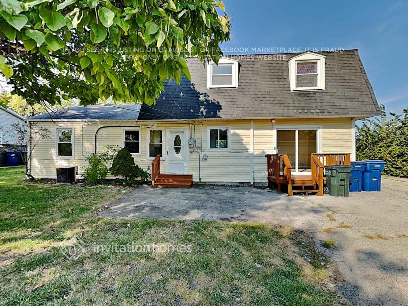 Building Photo - 8737 80th Ct