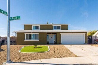 Building Photo - 632 Biljac St