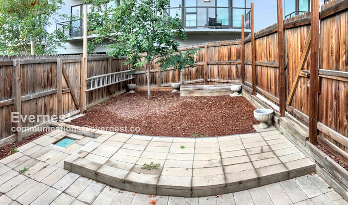 Building Photo - 2538 Kensing Ct