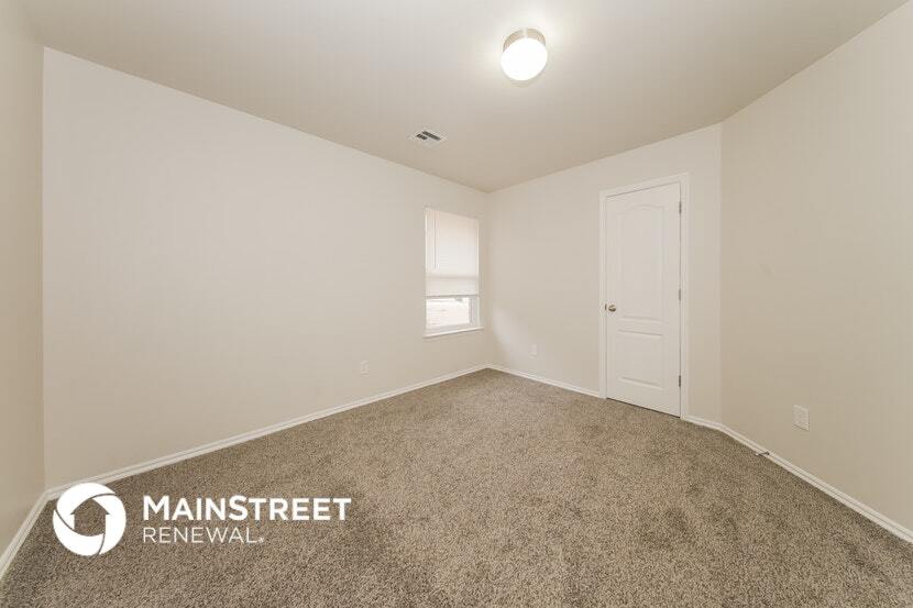 Building Photo - 4601 Wagner Lake Dr