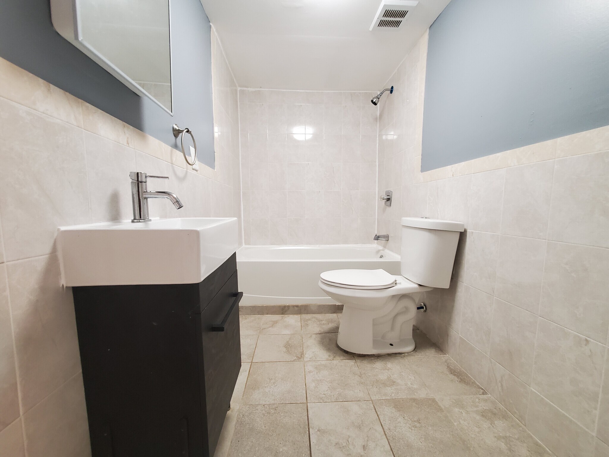 Building Photo - 192 Grant Ave