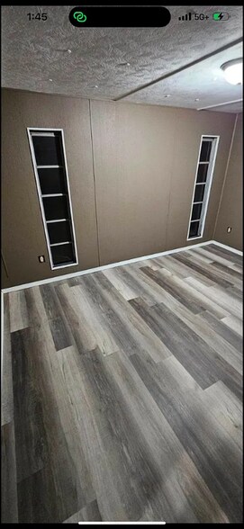 Building Photo - 4720 Ellsworth Ln