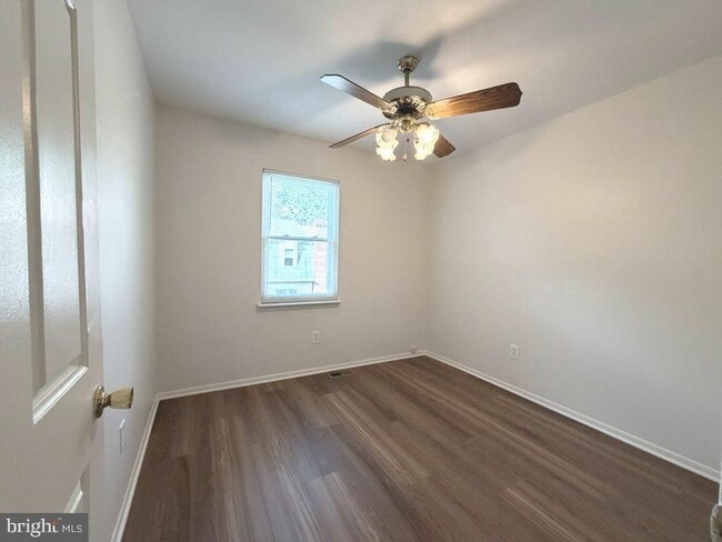 Building Photo - 2495 Vineyard Ln
