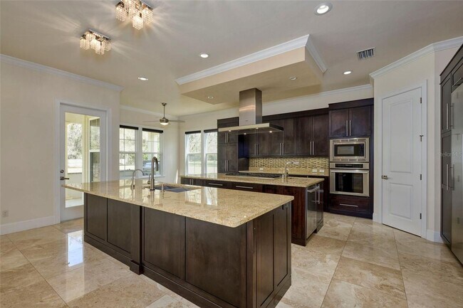 Building Photo - Fairhaven at Haile Plantation 6/6 Estate