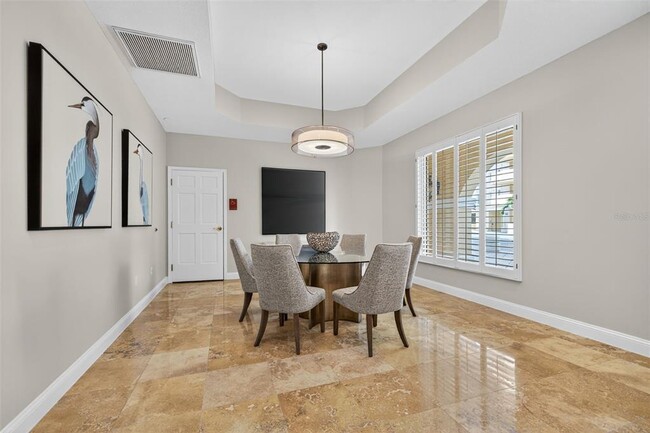 Building Photo - 555 5th Ave NE