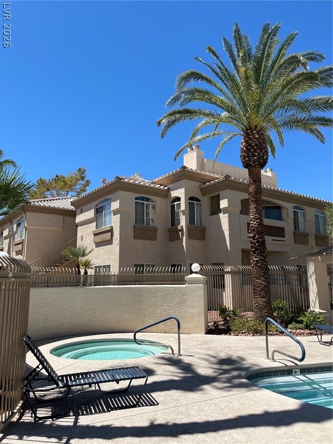 Building Photo - 7400 W Flamingo Rd
