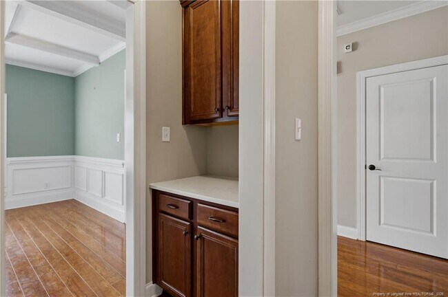 Building Photo - 138 Valley Pines Cir
