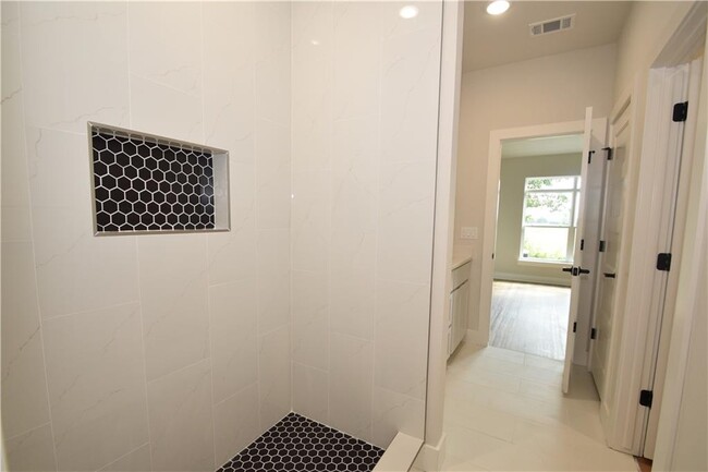 Building Photo - 1821 Lapis Ave