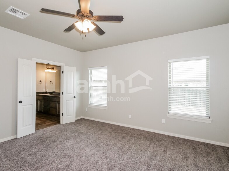 Building Photo - 8009 NW 159th St