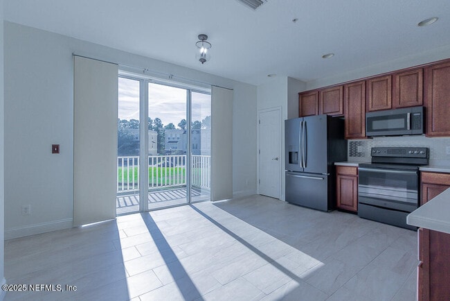 Building Photo - 4422 Capital Dome Dr