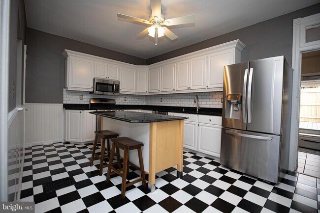 Building Photo - 4079 Manayunk Ave