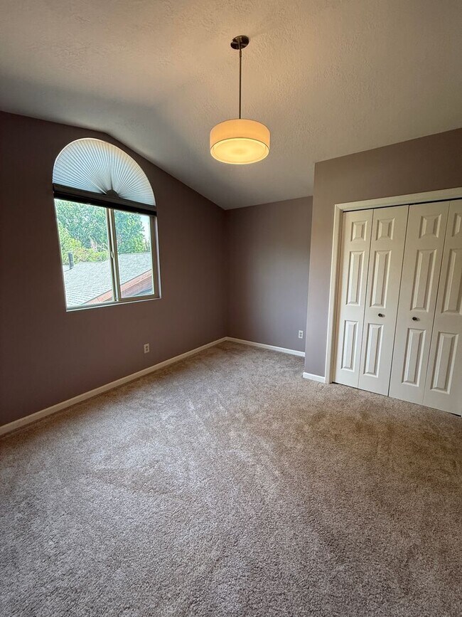 Building Photo - 3491 W Forsythia Dr