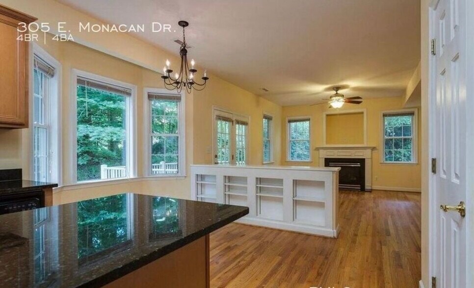 Building Photo - 305 E Monacan Dr
