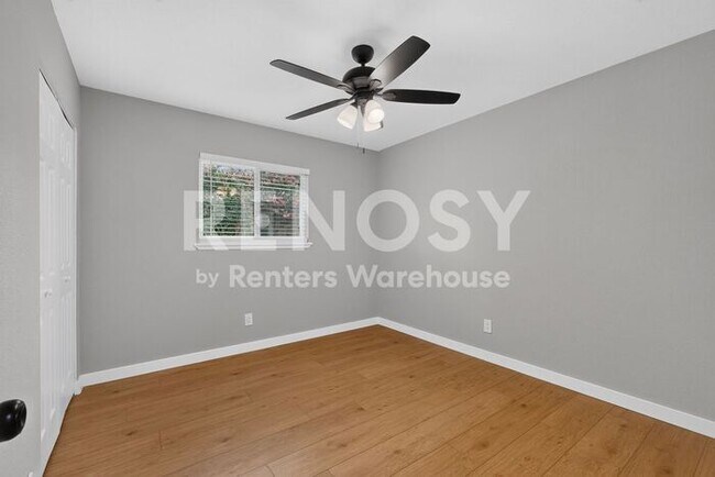 Building Photo - Renovated in Allen Ready to Be Your Home