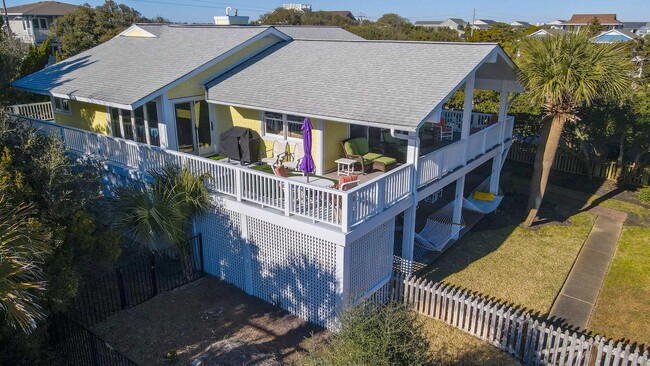 Building Photo - Solita @ 2 Sand Dollar Lane