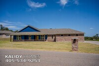 Building Photo - 1754 Kalidy Dr