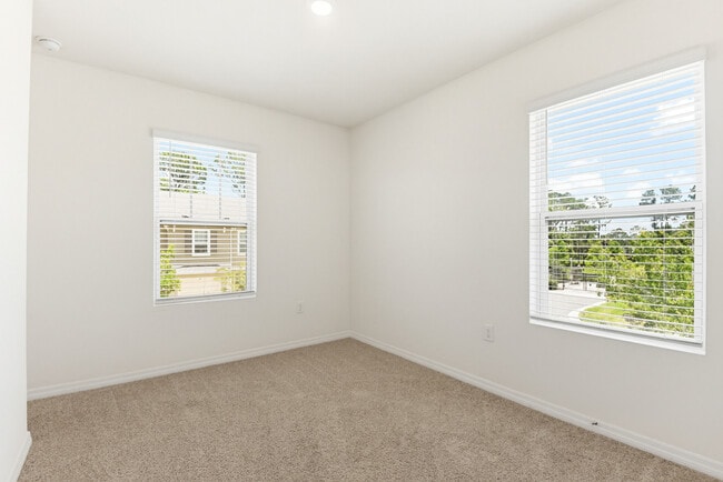 Building Photo - 64 Bella Oaks Dr