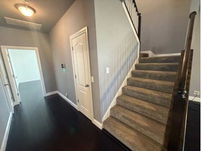 Building Photo - 3325 Chardonnay Ln