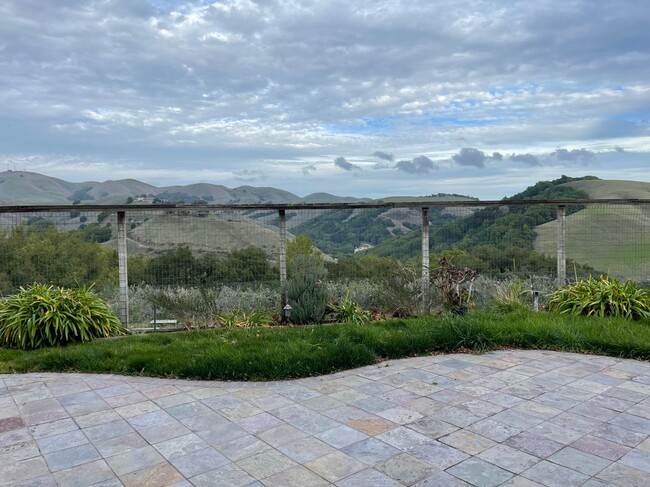 Building Photo - 22530 Princeton Pl
