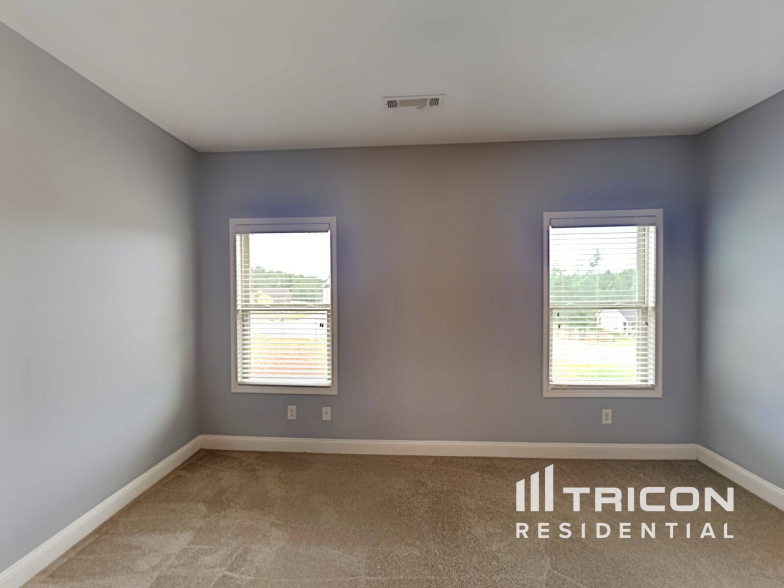 Building Photo - 249 White Creek Dr