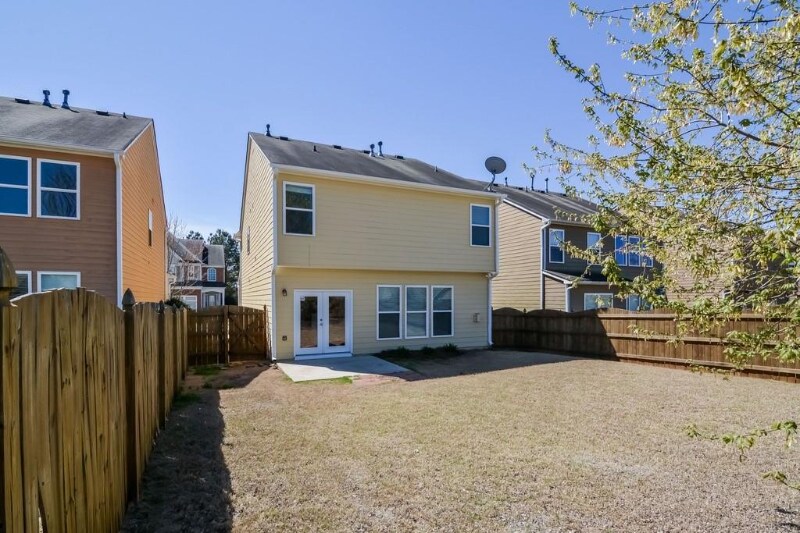 Building Photo - 5780 Weddington Dr
