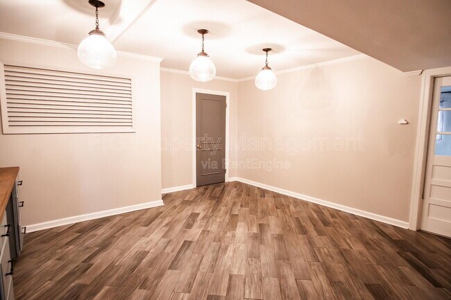 Building Photo - 7205 Canmore Ln NW