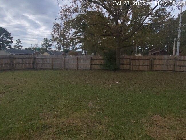 Building Photo - 2220 Baywater Dr