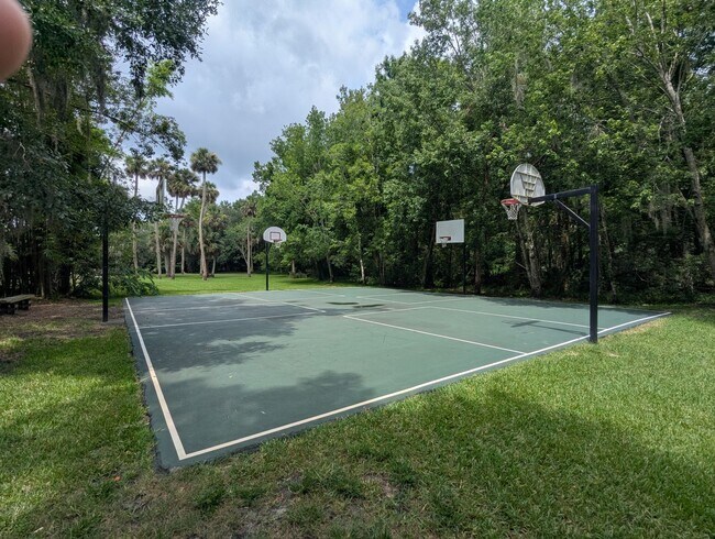 Building Photo - True Florida Living