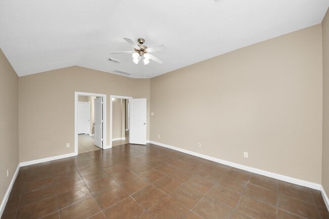 Building Photo - 8226 Stratford Canyon Dr