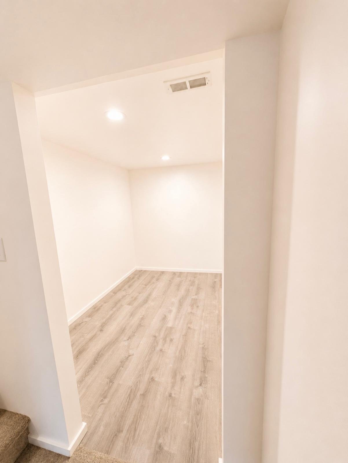 Building Photo - 5056 Folkstone Dr