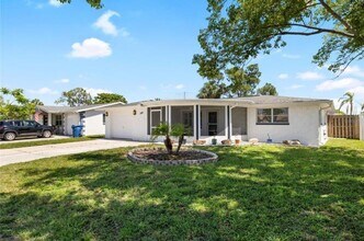 Building Photo - Charming 2–3 Bedroom Home in Holiday, FL!