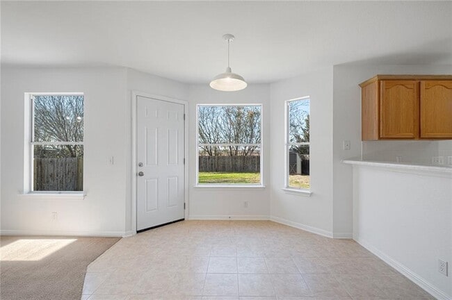 Building Photo - 5608 Netleaf Rd