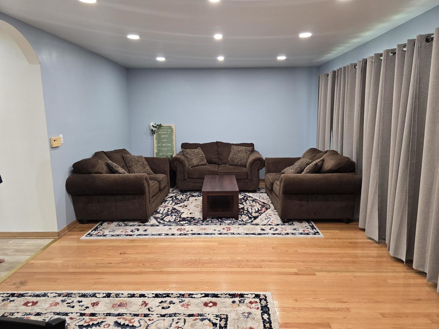 Building Photo - 5151 N Meade Ave