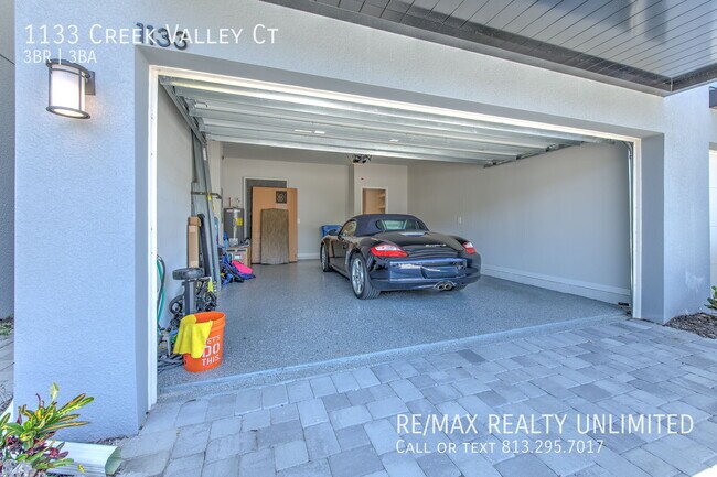 Building Photo - 1133 Crk Vly Ct