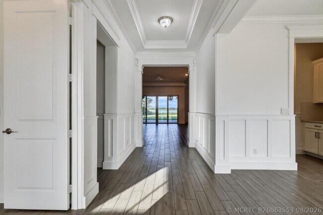 Building Photo - 799 Hookline Cir