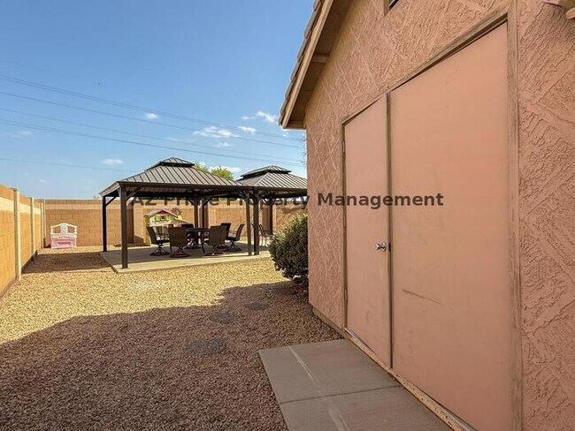 Building Photo - 14385 W Verde Ln