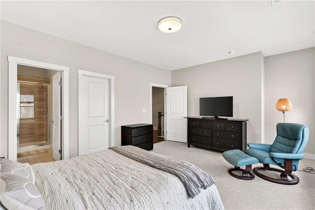 Building Photo - 166 Bellehaven Dr