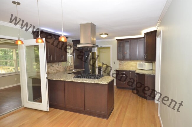 Building Photo - 2644 Harrington Dr