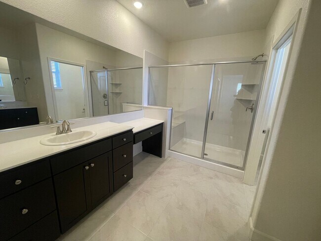 Building Photo - Brand New Lennar Home in Sparks!