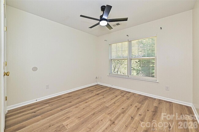 Building Photo - 10208 Old Carolina Dr