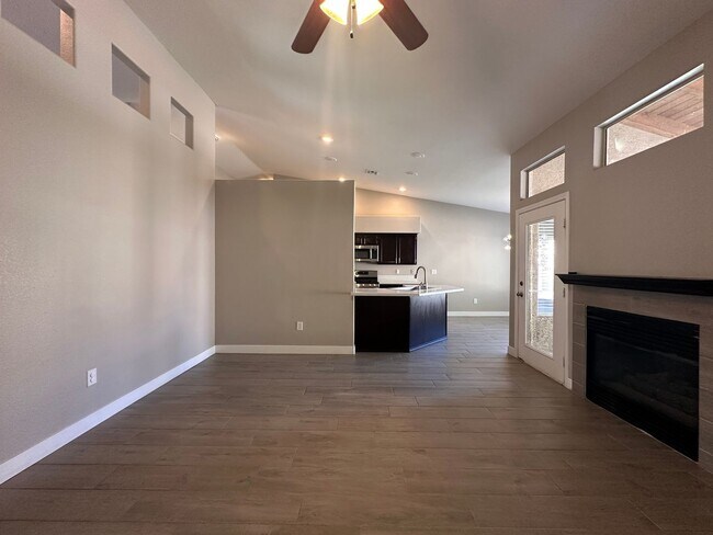 Building Photo - UPGRADED SINGLE STORY HOME WITH 4 BEDS, 2....