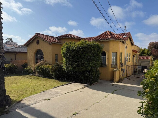 Primary Photo - 2217 Harriman Ln