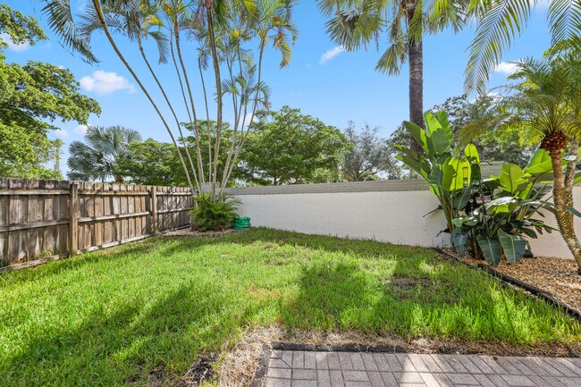 Building Photo - 7546 Ironbridge Cir