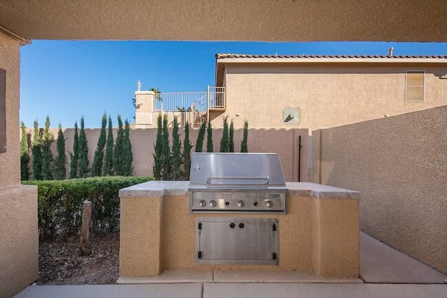 Building Photo - 1372 Peninsula Point Ave